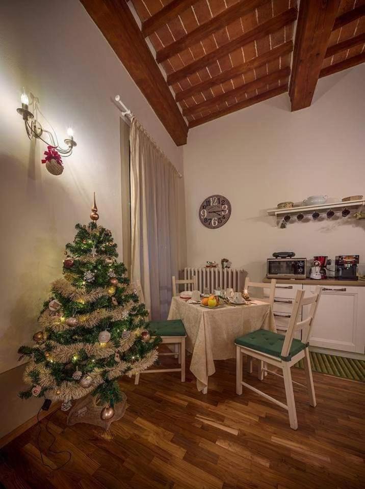 De' Montetini Bed & Breakfast Arezzo Bagian luar foto